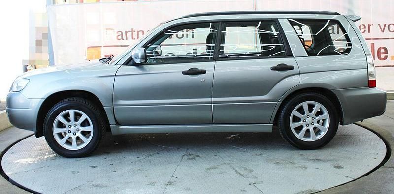 Gebraucht Subaru Forester 158 PS (116 kW) 2008 Urban gray (m) SUV