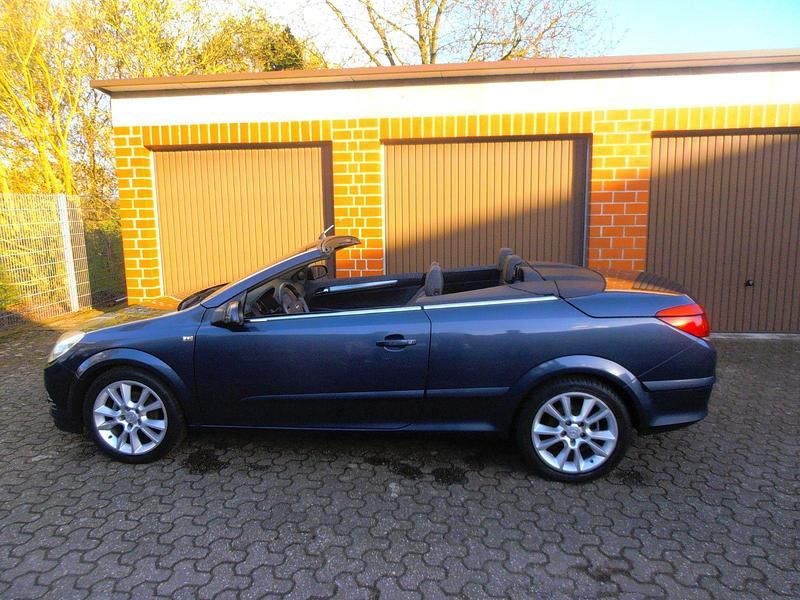 Gebraucht Opel Astra 105 PS (77 kW) 2007 Blau Coupé