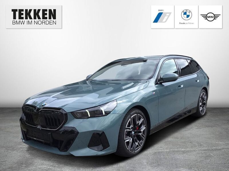 Gruen Gebraucht 2025 BMW 520 M Sport Kombi | 68.890 € - Bild 1/4