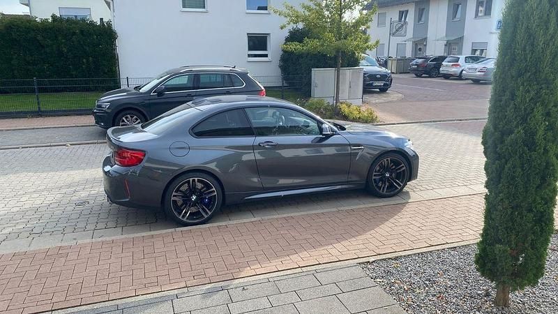 Grau Gebraucht 2017 BMW M2 Sport Line Coupé | 47.000 € (Fairer Preis) - Bild 1/4