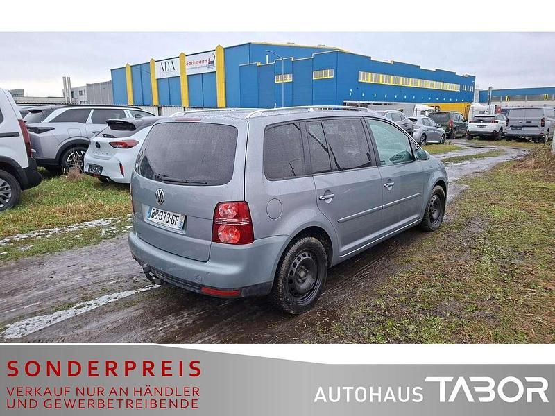 Gebraucht VW Touran Trendline 140 PS (102 kW) 2008 Mountain grey metallic Van / Kleinbus