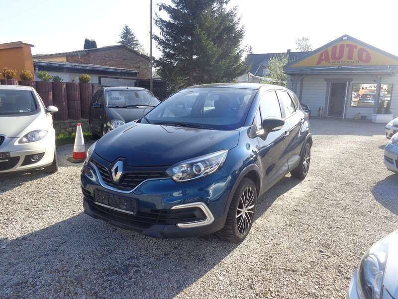 Blau Gebraucht 2017 Renault Captur Intens SUV | 11.999 € (Fairer Preis) - Bild 1/4