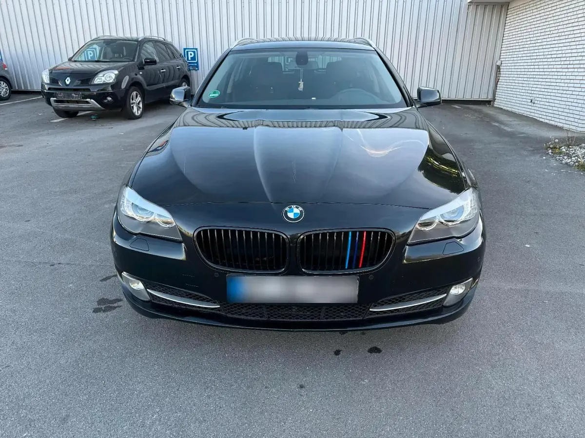 Usata BMW 520 184 CV (135 kW) 2012 Nero Berlina