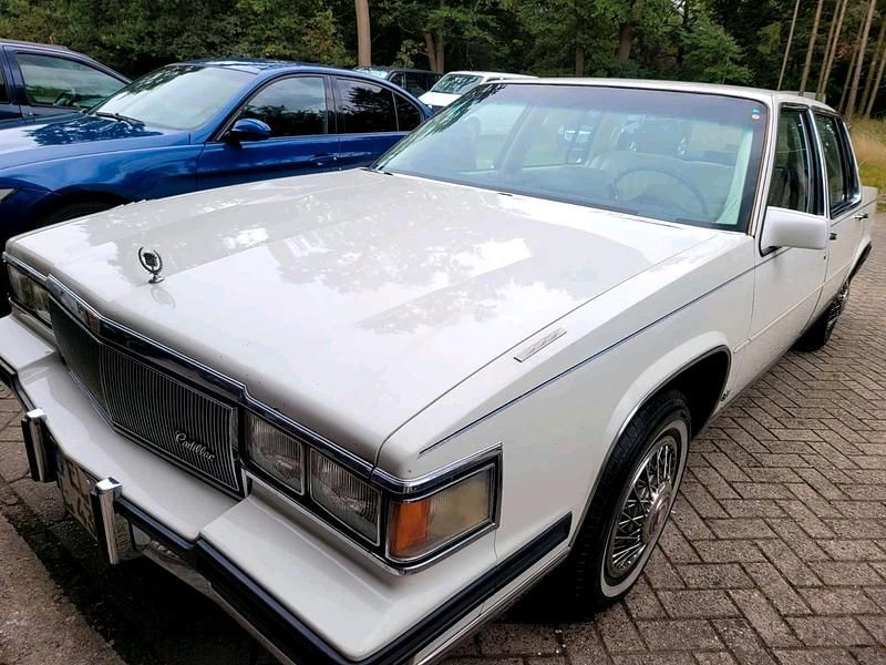 Weiß Gebraucht 1985 Cadillac Deville Limousine | 6.950 € - Bild 1/4