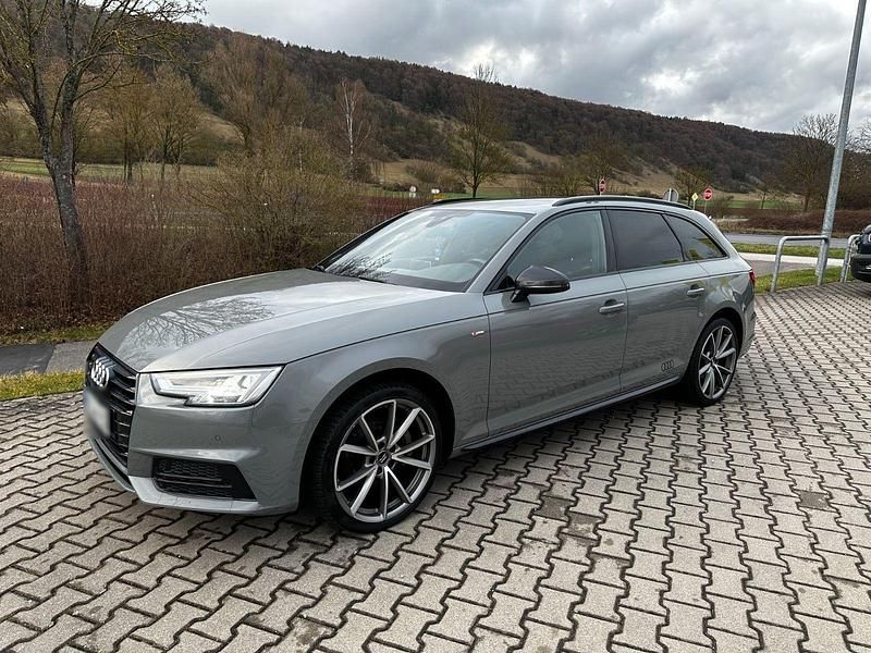 Gebraucht Audi A4 Ambiente 190 PS (139 kW) 2018 Grau Kombi