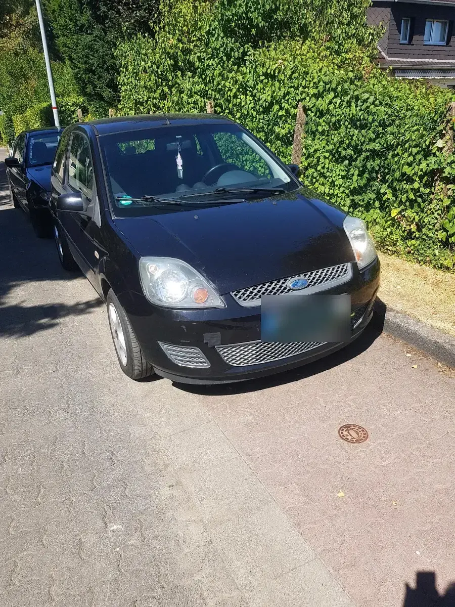 Gebraucht Ford Fiesta 60 PS (44 kW) 2008 Schwarz Kleinwagen