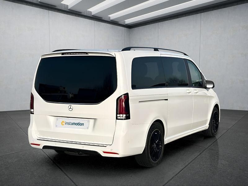 Gebraucht Mercedes V300 237 PS (174 kW) 2025 Weiß Van / Kleinbus