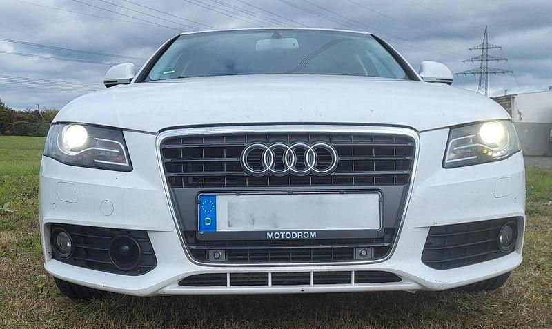 Weiß Gebraucht 2008 Audi A4 Ambiente Limousine | 7.500 € (Fairer Preis) - Bild 1/4