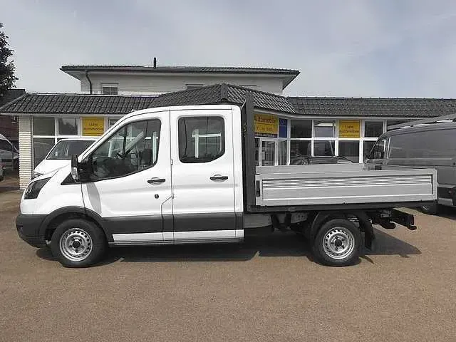 Gebraucht Ford Transit 105 PS (77 kW) 2019 Frozen white Van / Kleinbus