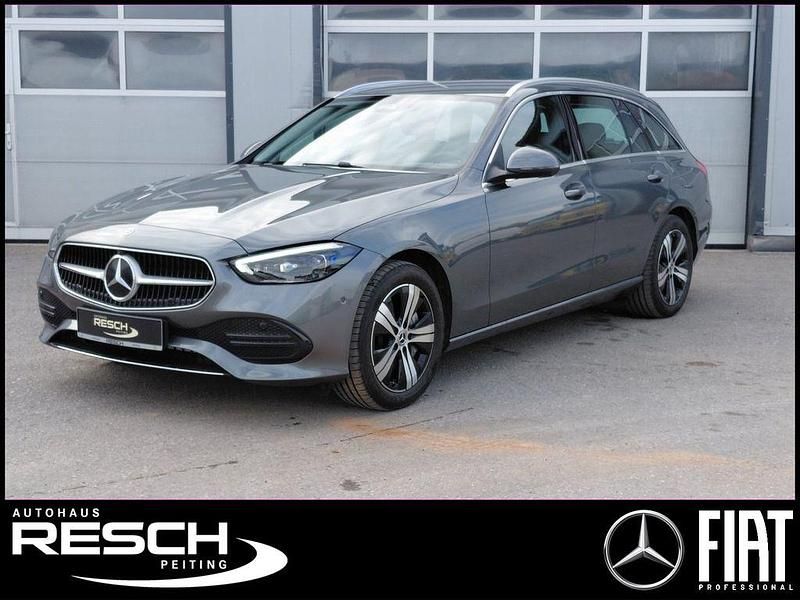 Gebraucht Mercedes C300e Avantgarde 204 PS (150 kW) 2024 Grau Limousine
