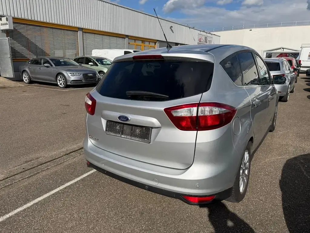 Używany Ford C-MAX Titanium 116 KM (85 kW) 2011 Srebrny Minivan