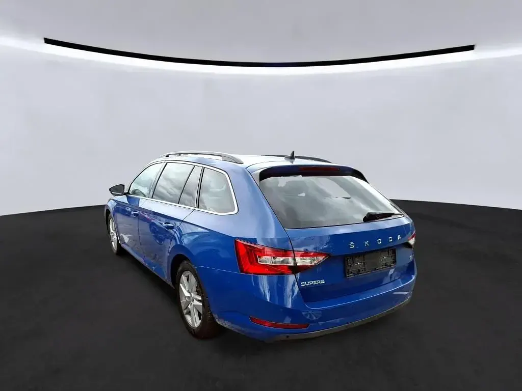 Gebraucht Skoda Superb Ambition 218 PS (160 kW) 2021 Energyblau Kombi
