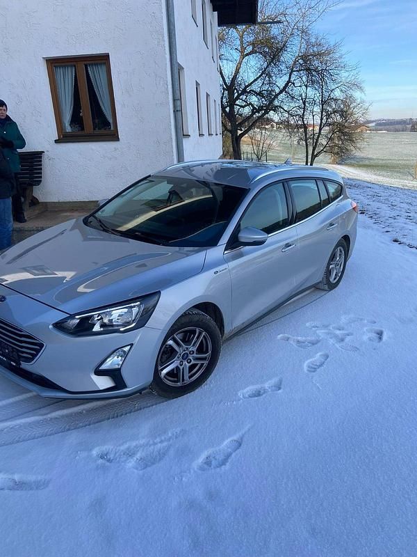 Gebraucht Ford Focus 125 PS (91 kW) 2022 Silber Kombi