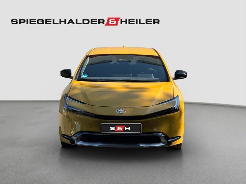 Gebraucht Toyota Prius Executive 151 PS (111 kW) 2024 Gelb Kleinwagen