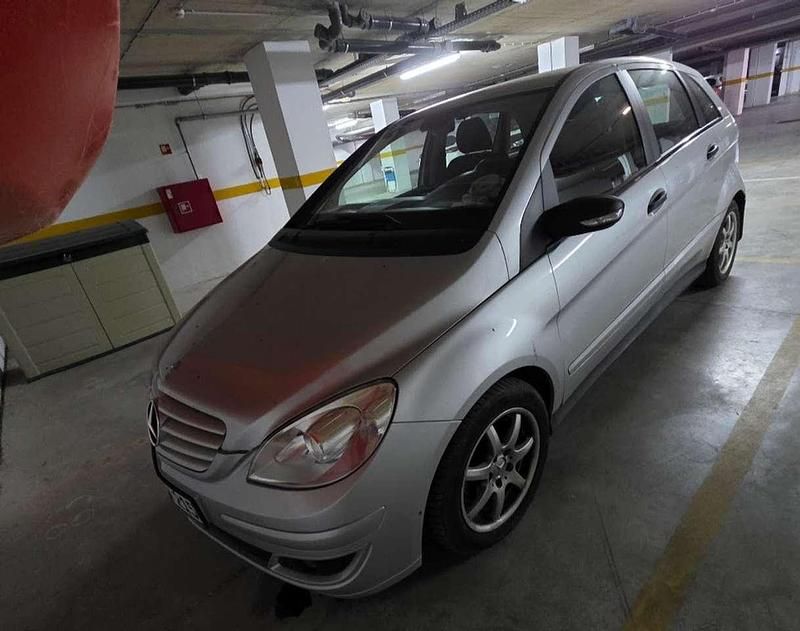 Gebraucht Mercedes B200 136 PS (100 kW) 2005 Grau Van / Kleinbus