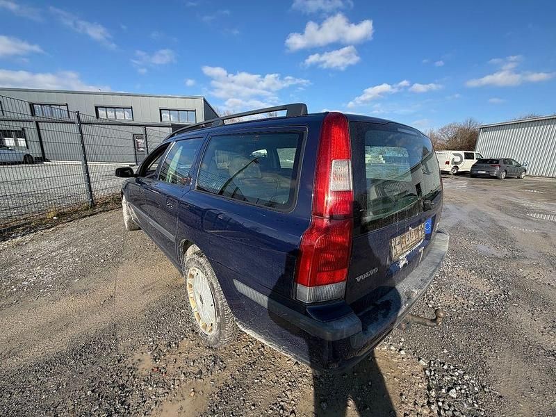 Gebraucht Volvo V70 Comfort 163 PS (119 kW) 2003 Blau Kombi