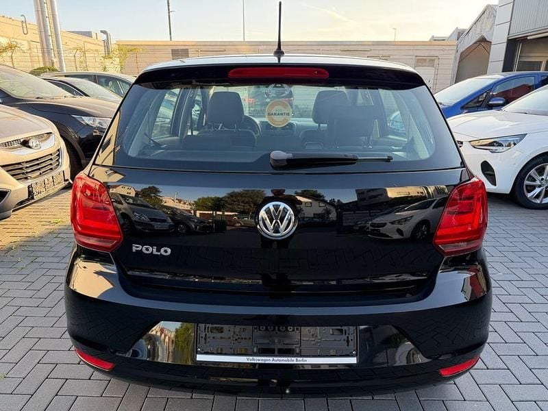 Gebraucht VW Polo Trendline 60 PS (44 kW) 2015 Schwarz Limousine