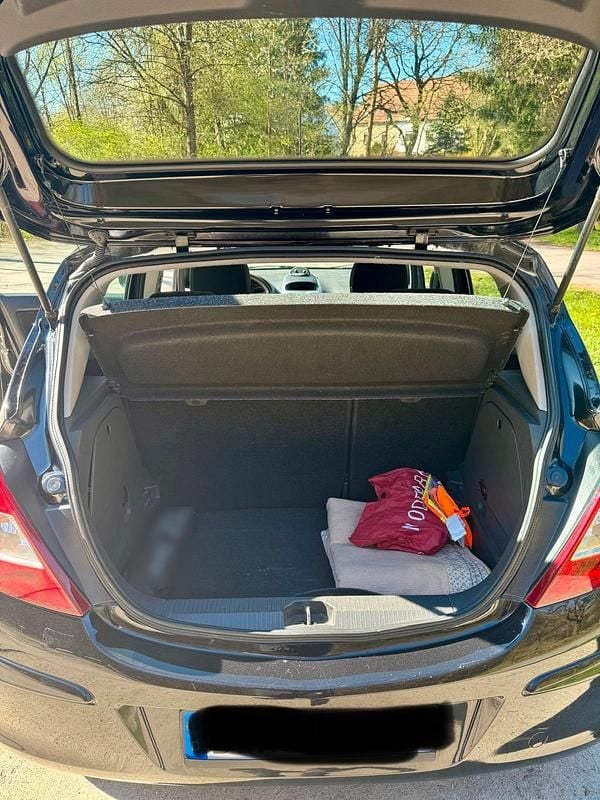 Gebraucht Opel Corsa 90 PS (66 kW) 2009 Schwarz Kleinwagen