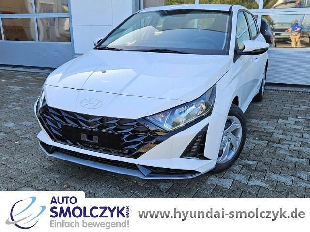 Neu Hyundai i20 Select 90 PS (66 kW) 2026 Atlas white / sol Kleinwagen
