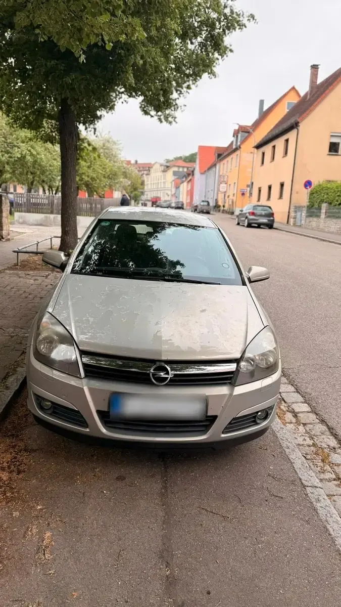 Gebraucht Opel Astra 125 PS (91 kW) 2005 Andere farben Limousine