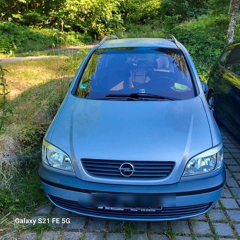 Silber Gebraucht 2001 Opel Zafira Van / Kleinbus | 700 € (Superpreis) - Bild 1/4
