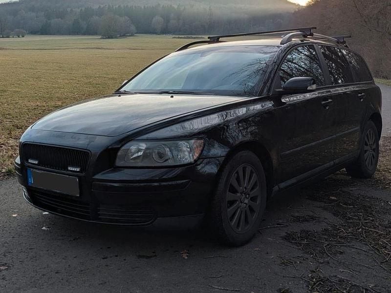 Schwarz Gebraucht 2005 Volvo V50 Kombi | 1.999 € (Guter Preis) - Bild 1/4
