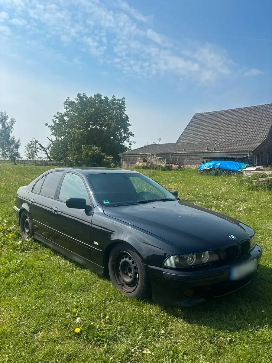 Gebraucht BMW 520 M Sport 170 PS (125 kW) 2001 Schwarz Limousine