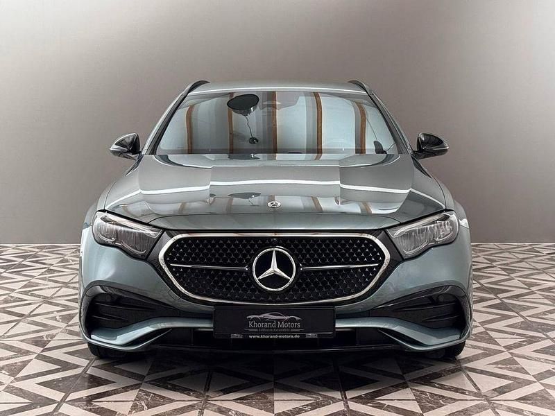 Gebraucht Mercedes E200 Advanced 227 PS (166 kW) 2023 Silber Limousine