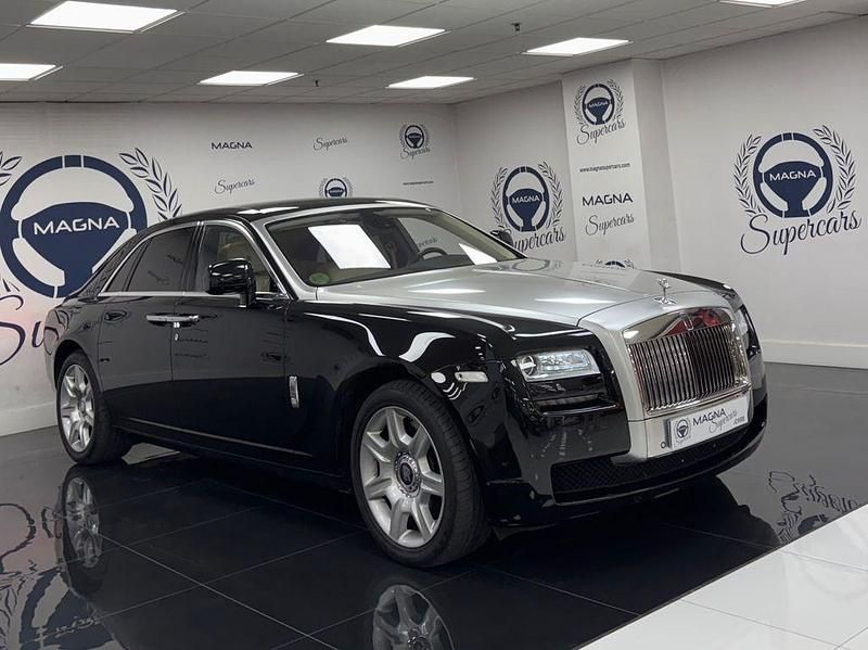Schwarz Gebraucht 2011 Rolls Royce Ghost Limousine | 119.000 € - Bild 1/4