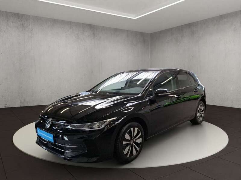 Grenadillschwarz metallic Gebraucht 2024 VW Golf VIII Goal Limousine | 31.800 € (Superpreis) - Bild 1/4