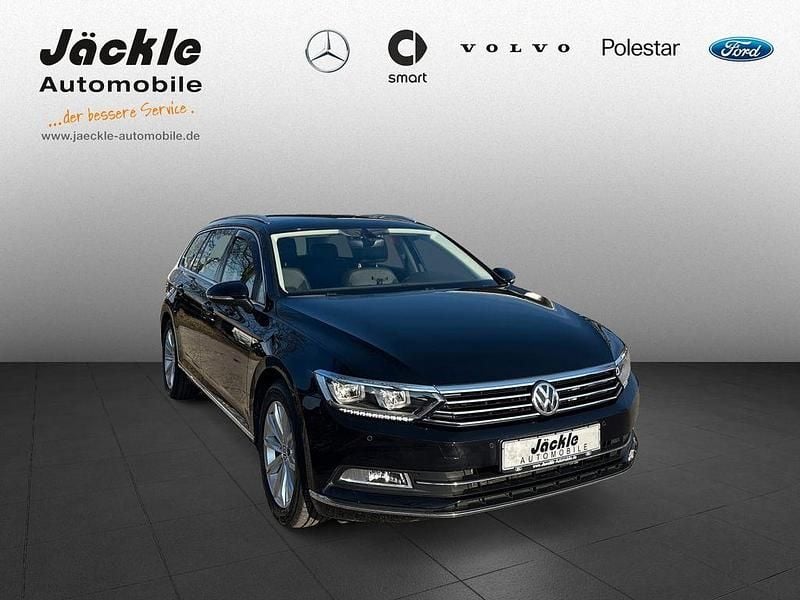 Gebraucht VW Passat Highline 190 PS (139 kW) 2018 Deep black perleffekt Kombi
