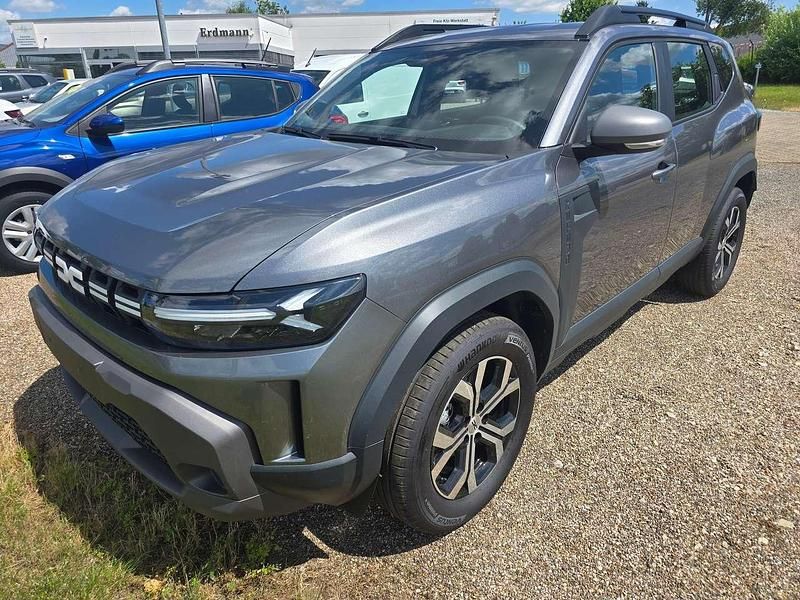 Dolomitgrau metallic Neu 2025 Dacia Duster Expression SUV | 23.489 € (Guter Preis) - Bild 1/4