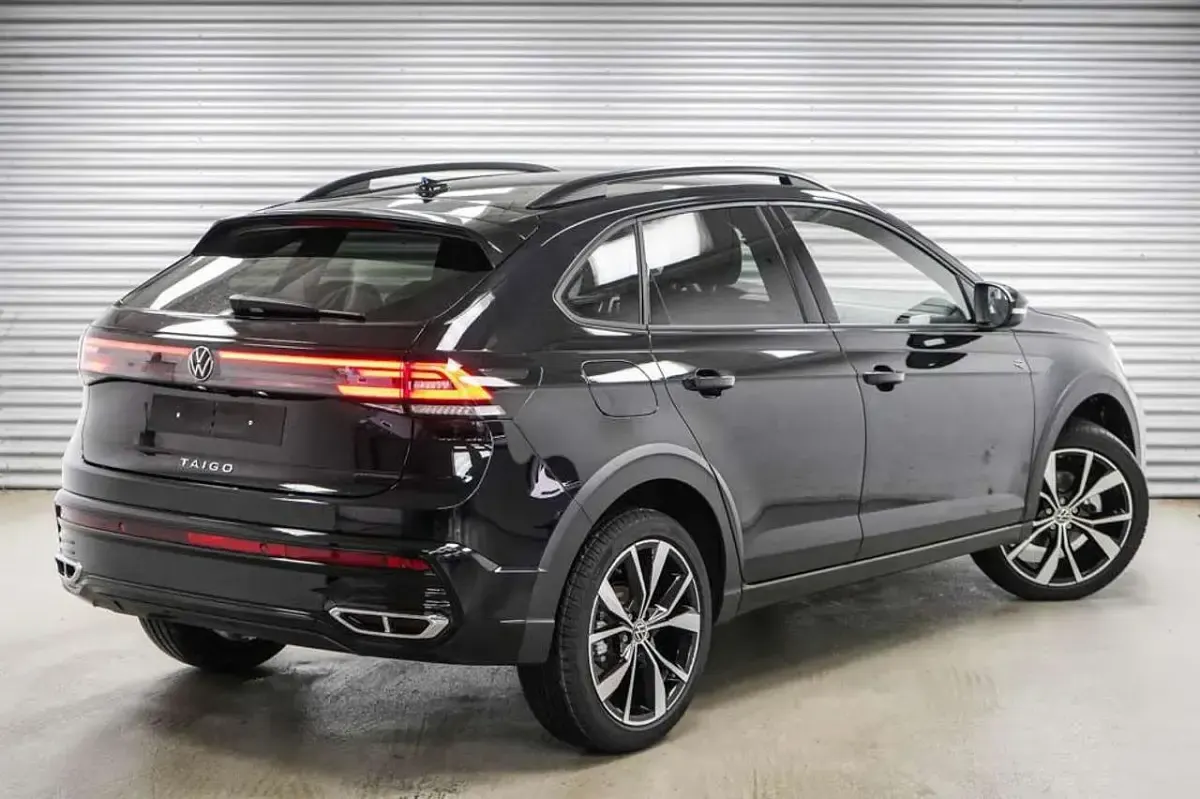 Neu VW Taigo R-line 116 PS (85 kW) 2026 Deep black metallic (2t) SUV