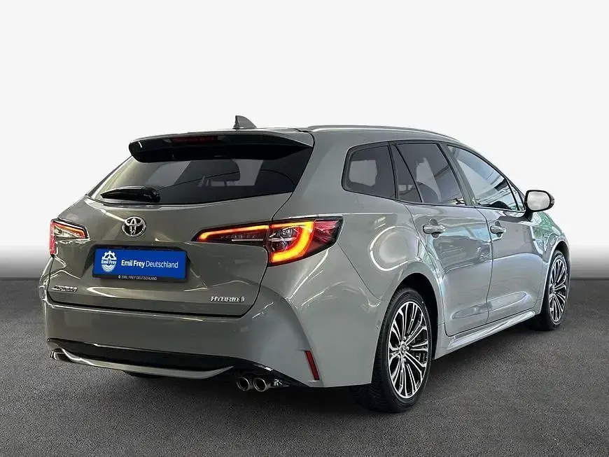 Gebraucht Toyota Corolla Team 184 PS (135 kW) 2021 Grau Kombi