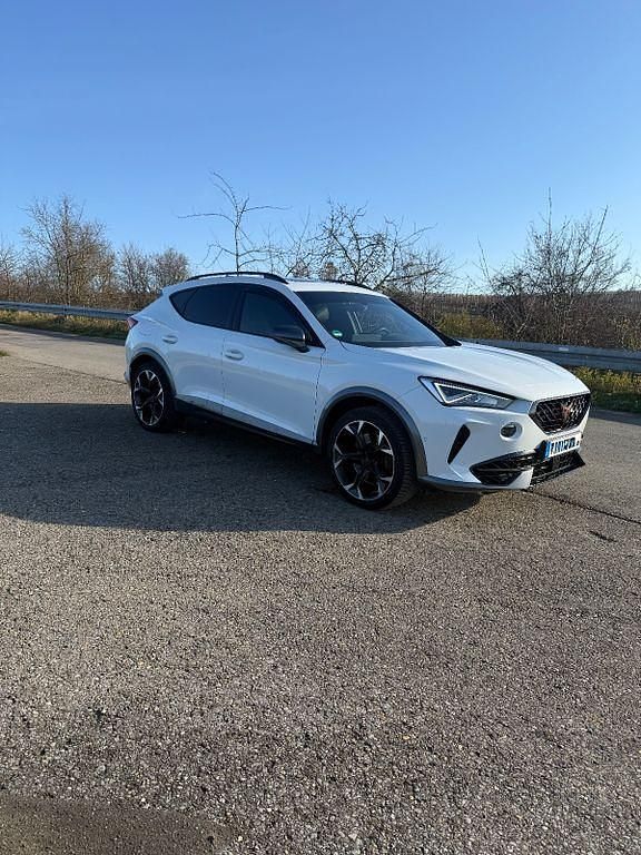 Weiß Gebraucht 2022 Cupra Formentor VZ SUV | 26.900 € (Superpreis) - Bild 1/4