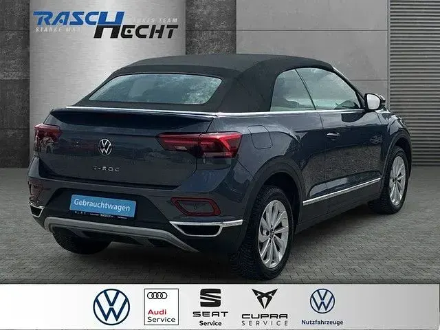 Gebraucht VW T-Roc Cabriolet Style 116 PS (85 kW) 2024 Rauchgrau metallic Cabrio