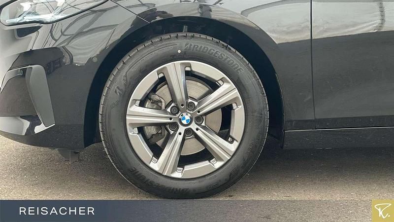 Gebraucht BMW 218 136 PS (100 kW) 2024 Saphirschwarz metallic Van / Kleinbus