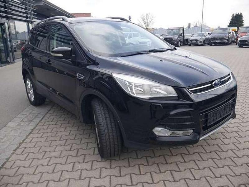 Gebraucht Ford Kuga Titanium 140 PS (102 kW) 2014 Pantherschwarz metallic SUV