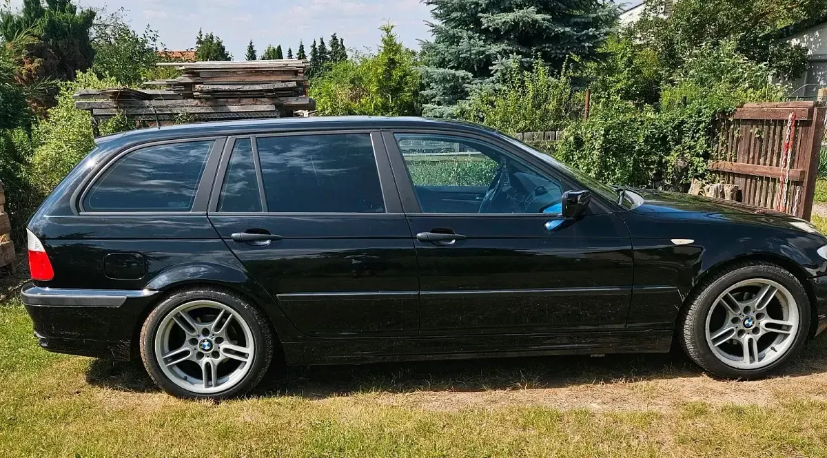 Gebraucht BMW 318 143 PS (105 kW) 2004 Schwarz Kombi