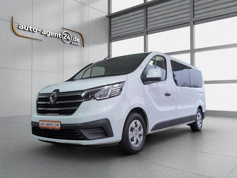 Gebraucht Renault Trafic Life 120 PS (88 kW) 2023 Weiss Van / Kleinbus