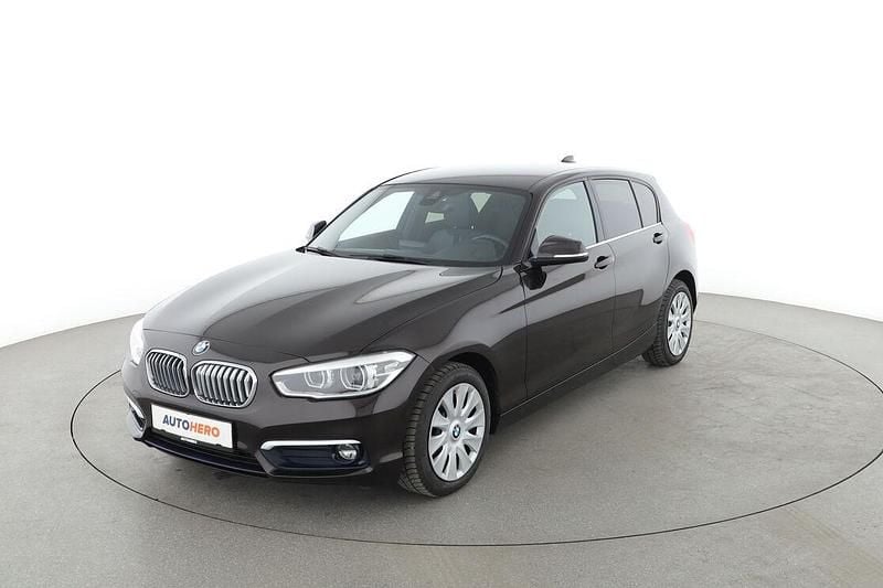 Braun Gebraucht 2018 BMW 118 Urban Line Kleinwagen | 13.960 € (Fairer Preis) - Bild 1/3