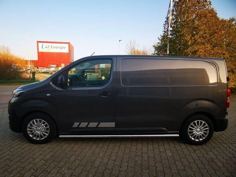 Gebraucht Toyota Proace 120 PS (88 kW) 2019 Grau Van / Kleinbus