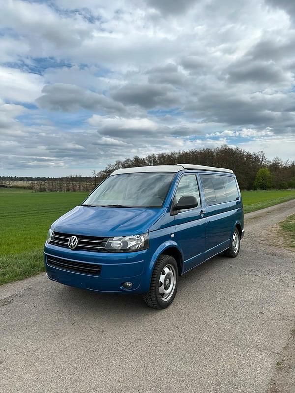 Blau Gebraucht 2011 VW T5 Van | 26.000 € - Bild 1/4
