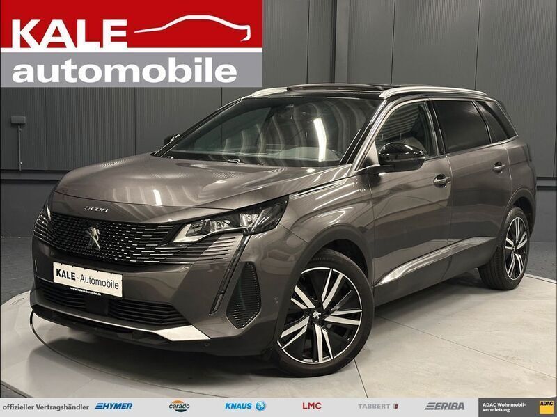 Grau metallic (platiniumgrau metallic) Gebraucht 2022 Peugeot 5008 GT-line Van / Kleinbus | 32.971 € (Etwas zu teuer) - Bild 1/4