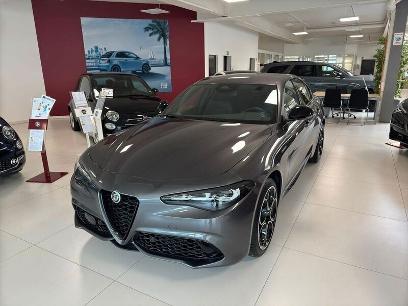 Grau Neu 2025 Alfa Romeo Giulia Veloce Limousine | 53.990 € (Guter Preis) - Bild 1/4