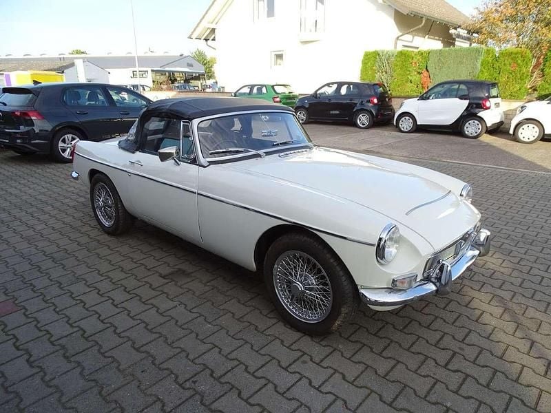 Second-hand MG B 182 CP (133 kW) 1971 Alb Cabrio