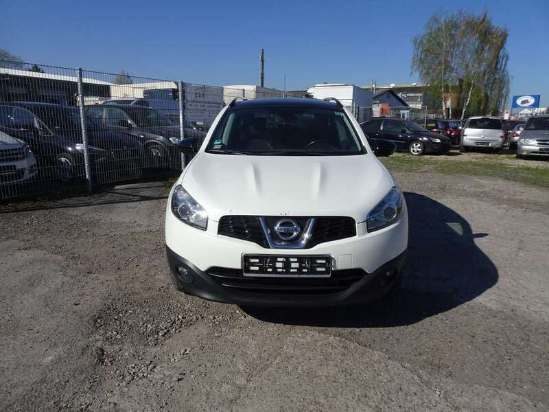 Brilliant white (m) Gebraucht 2013 Nissan Qashqai +2 360º SUV | 6.999 € (Fairer Preis) - Bild 1/4