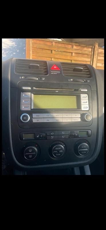 Gebraucht VW Golf V 105 PS (77 kW) 2006 Schwarz Kleinwagen