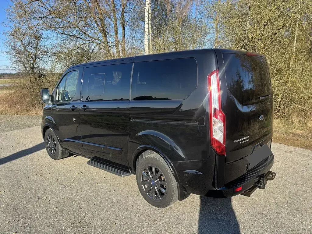 Gebraucht Ford Tourneo Custom Titanium X 185 PS (136 kW) 2019 Schwarz Van