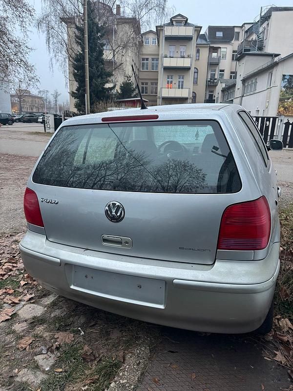Gebraucht VW Polo 60 PS (44 kW) 2001 Grau Kleinwagen